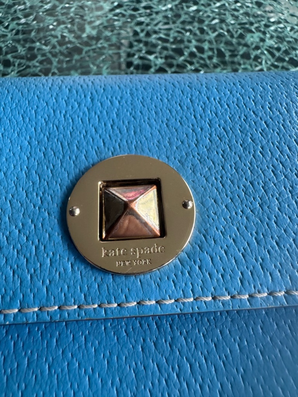 kate‎ spade bright blue pebbled leather continental wallet with gold-tone logo - Picture 5 of 5